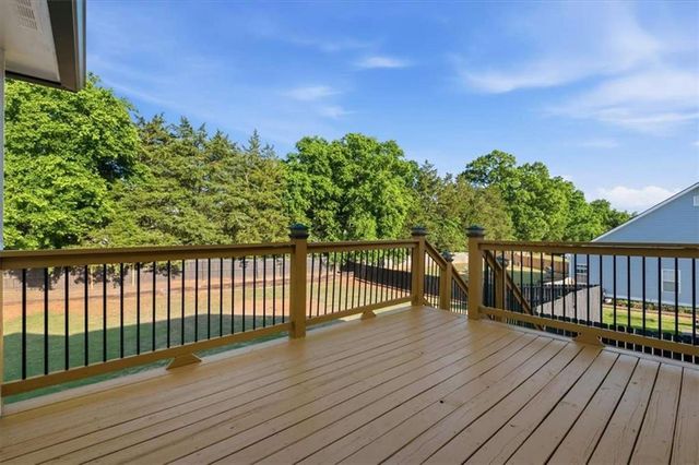 17 Colonial Circle, Cartersville, GA 30120