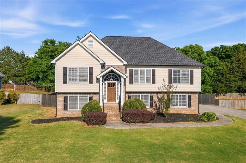 17 Colonial Circle, Cartersville, GA 30120
