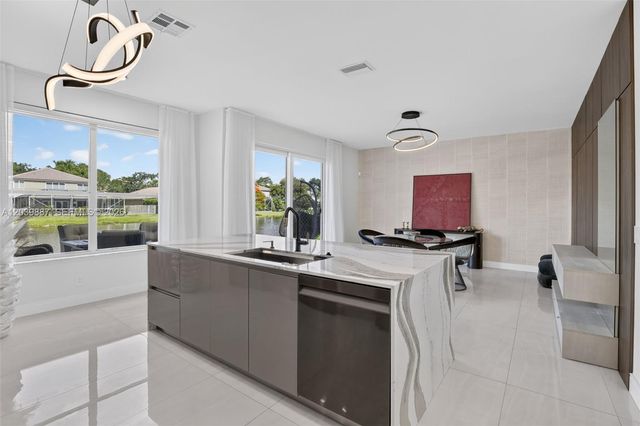 16233 Opal Creek Dr, Weston, FL 33331