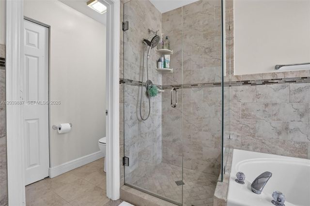 16233 Opal Creek Dr, Weston, FL 33331