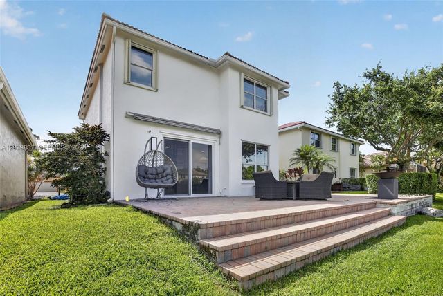 16233 Opal Creek Dr, Weston, FL 33331