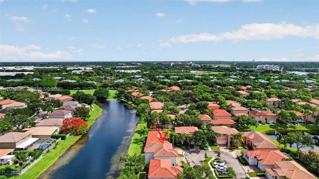 16233 Opal Creek Dr, Weston, FL 33331
