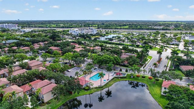 16233 Opal Creek Dr, Weston, FL 33331