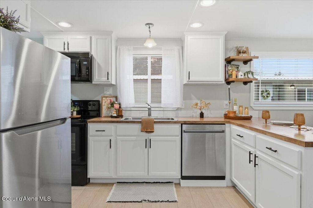 8310 W Meadow brook circle, Rathdrum, ID 83858 photo 3