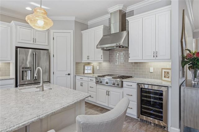 3342 Belon LN, Naples, FL 34114