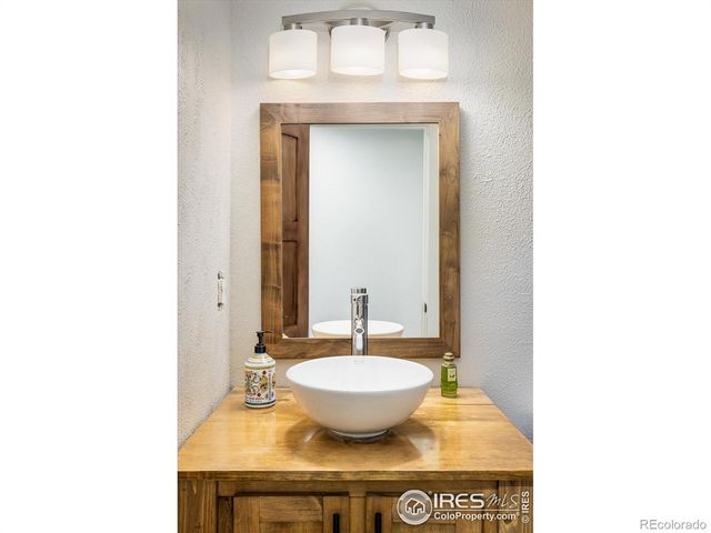 74 Sky Trail Road, Boulder, CO 80302