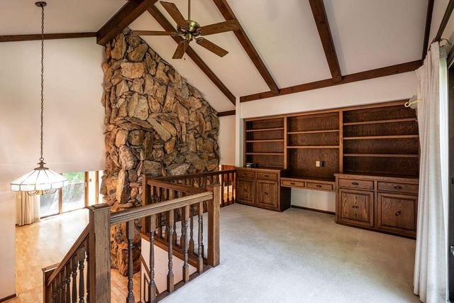 2542 W Wending DRIVE, Glendale, WI 53209