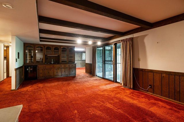 2542 W Wending DRIVE, Glendale, WI 53209
