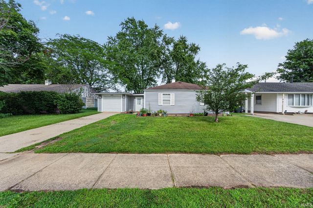 410 Preston Drive, South Bend, IN 46615