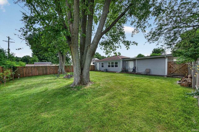 410 Preston Drive, South Bend, IN 46615