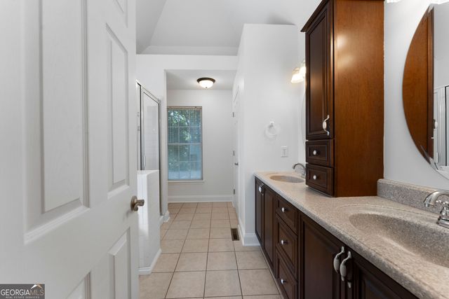 24 Woodhaven Court SW, Cartersville, GA 30120