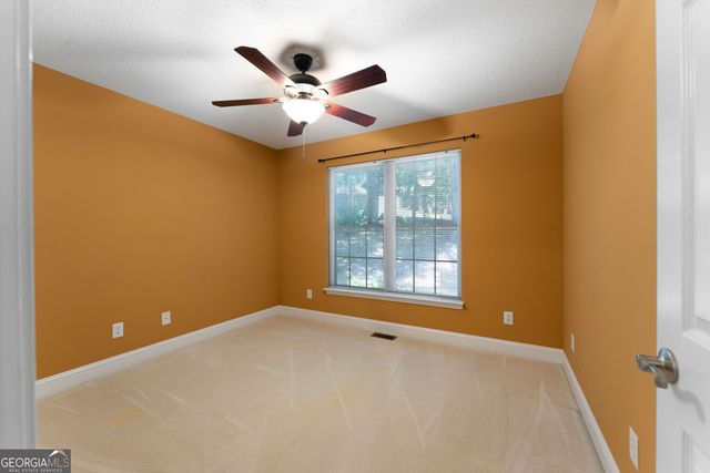 24 Woodhaven Court SW, Cartersville, GA 30120