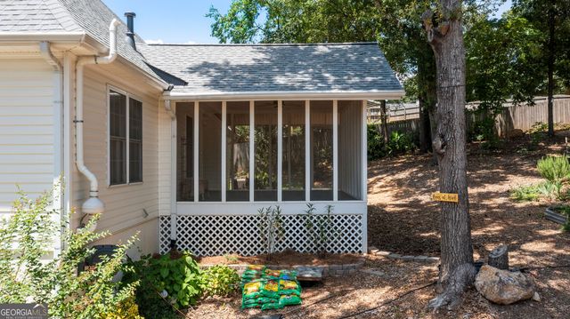24 Woodhaven Court SW, Cartersville, GA 30120
