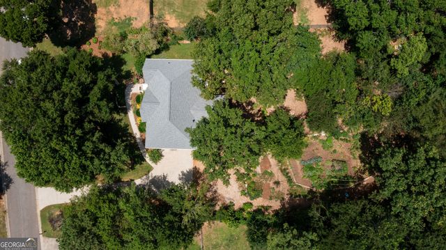 24 Woodhaven Court SW, Cartersville, GA 30120