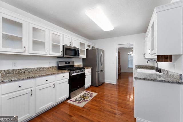 24 Woodhaven Court SW, Cartersville, GA 30120