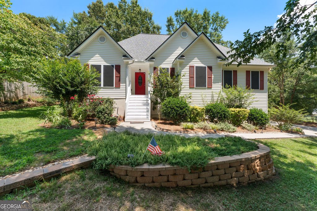 24 Woodhaven Court SW, Cartersville, GA 30120