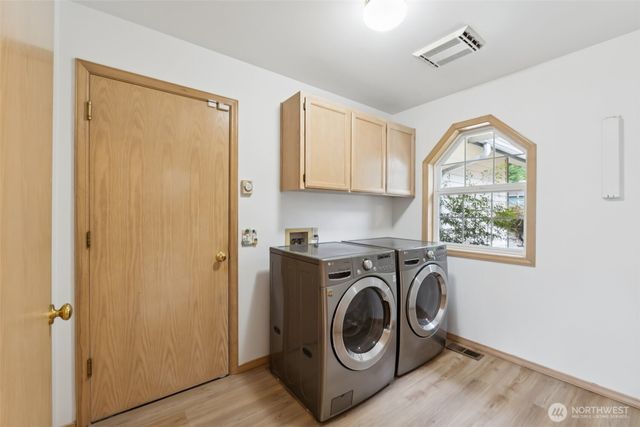 9227 232nd Street SW, Edmonds, WA 98020