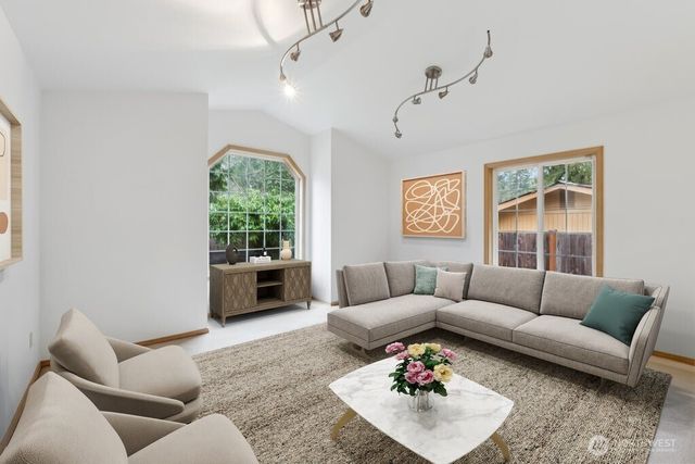 9227 232nd Street SW, Edmonds, WA 98020