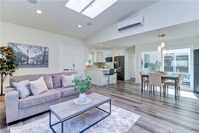 251 Calle Aragon B, Laguna Woods, CA 92637