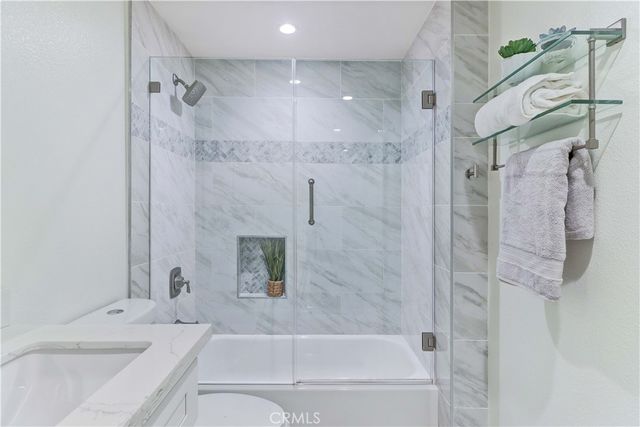 251 Calle Aragon B, Laguna Woods, CA 92637