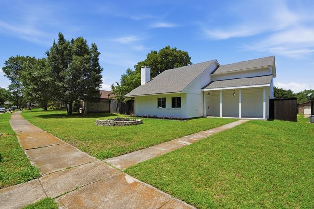 3121 Castle Rock Lane, Garland, TX 75044