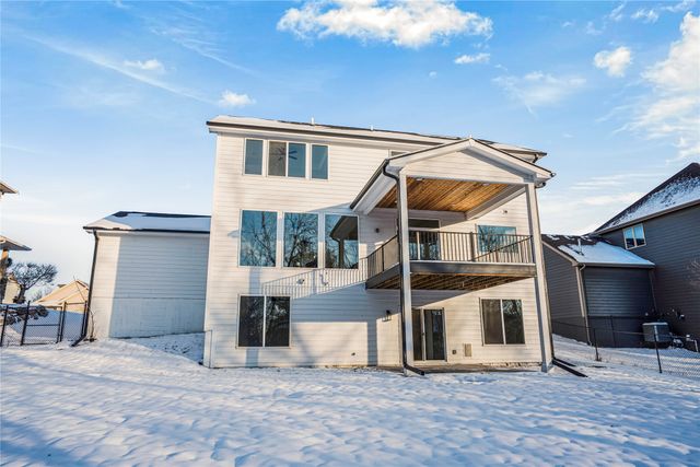 4500 NW 167th Street, Clive, IA 50325