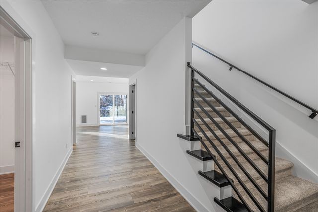 4500 NW 167th Street, Clive, IA 50325