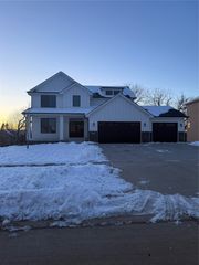 4500 NW 167th Street, Clive, IA 50325