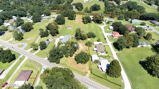 1013 S Main Street, Breaux Bridge, LA 70517