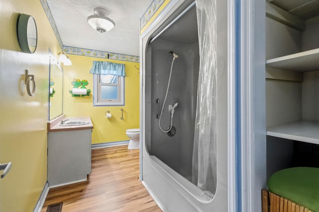 16710 Kentucky 1247, Waynesburg, KY 40489