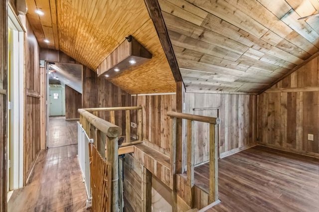 16710 Kentucky 1247, Waynesburg, KY 40489