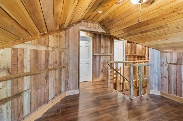 16710 Kentucky 1247, Waynesburg, KY 40489