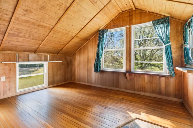 16710 Kentucky 1247, Waynesburg, KY 40489