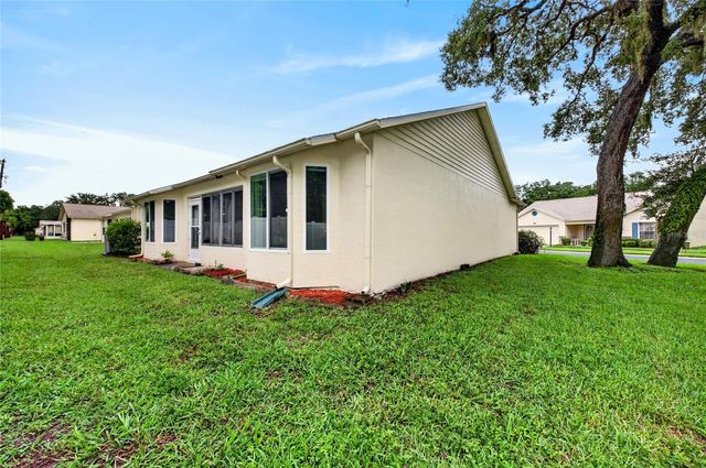 4949 BOSTONIAN LOOP, New Port Richey, FL 34655