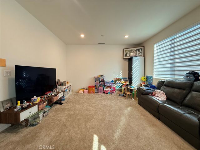 2720 Kelley, Fullerton, CA 92835