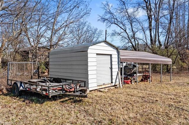 6990 Nc Highway 8, Lexington, NC 27292