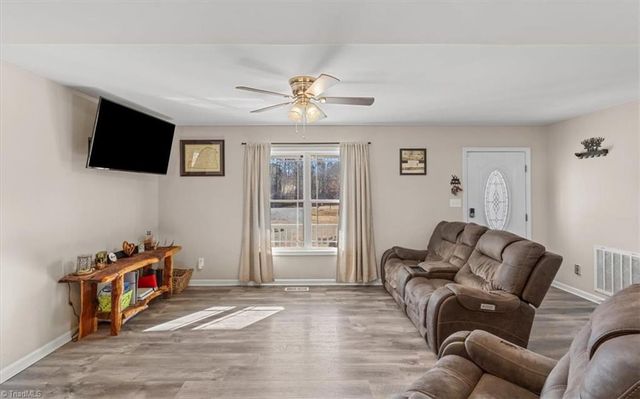 6990 Nc Highway 8, Lexington, NC 27292