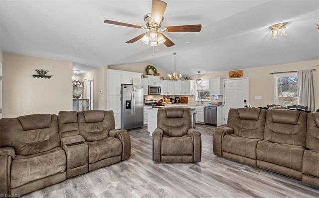 6990 Nc Highway 8, Lexington, NC 27292