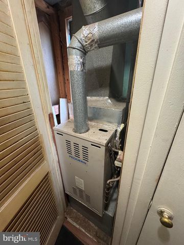 827 48TH ST NE, Washington, DC 20019