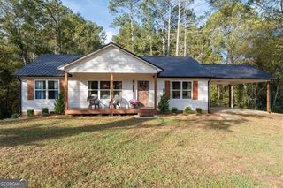 145 Grogan Road NE, White, GA 30184