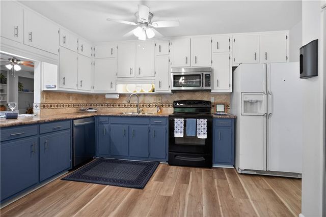 1408 Fairfield Drive SW, Lilburn, GA 30047
