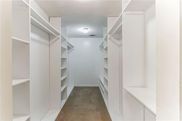 1408 Fairfield Drive SW, Lilburn, GA 30047