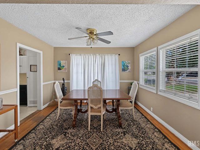 2508 3rd Street, Bakersfield, CA 93304