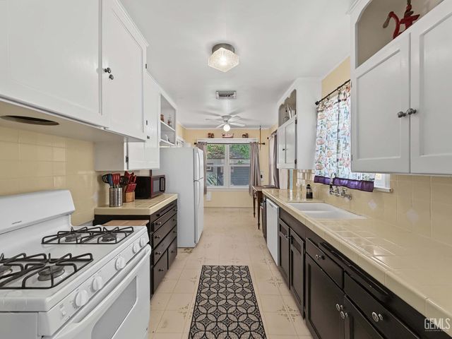 2508 3rd Street, Bakersfield, CA 93304