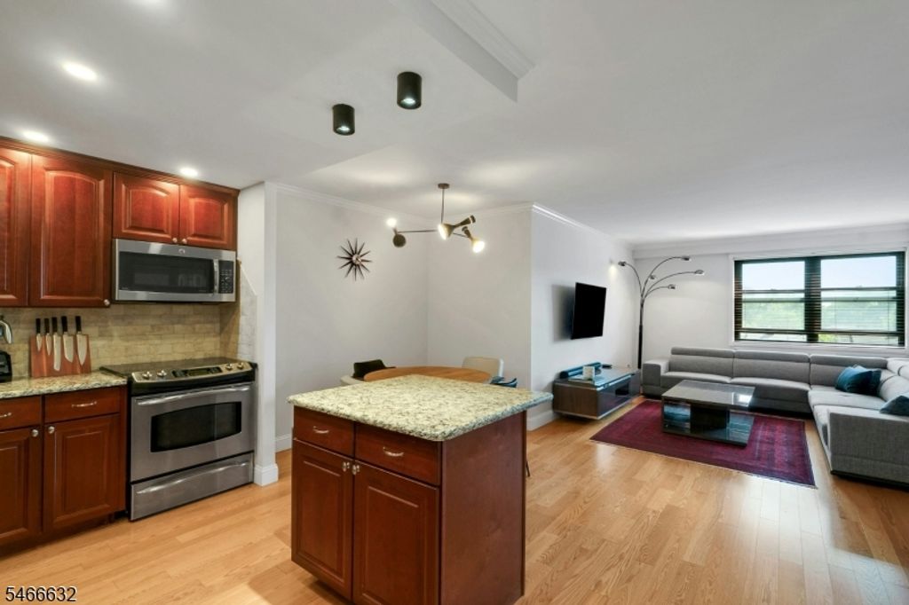 7855 Boulevard East 5K, North Bergen Twp., NJ 07047 — exterior