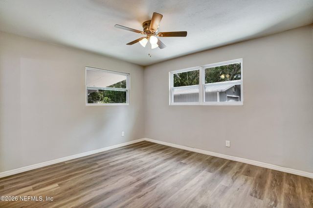 8023 CHATEAU Drive S, Jacksonville, FL 32221