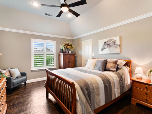 178 Las Colinas Trail, Cross Roads, TX 76227