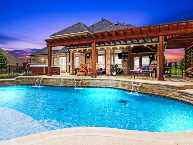 178 Las Colinas Trail, Cross Roads, TX 76227
