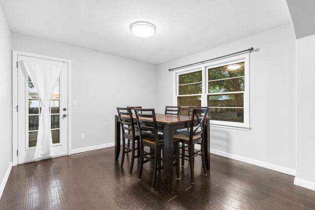 2207 E Cardinal, Springfield, MO 65804