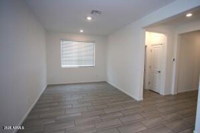 9127 W Minnezona Avenue, Phoenix, AZ 85037